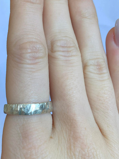 DIA RING